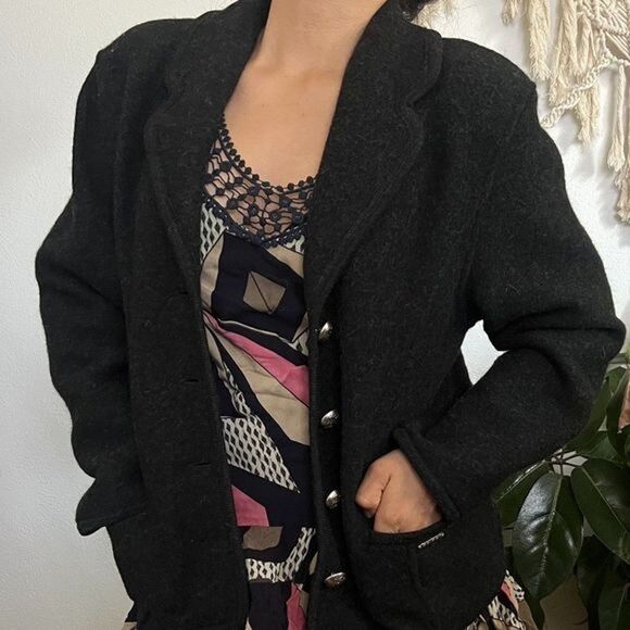 vtg wool geiger Austria sweater cardigan dark grey gray jacket 38 silver buttons - Picture 10 of 10